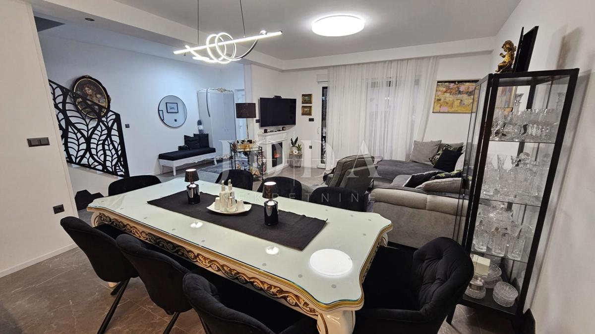 Kuća Na prodaju - PRIMORSKO-GORANSKA VINODOLSKA OPĆINA