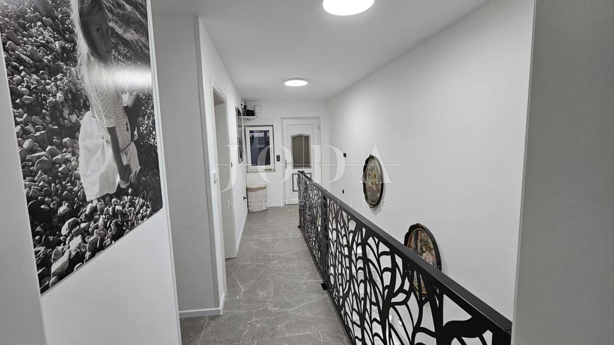 Kuća Na prodaju - PRIMORSKO-GORANSKA VINODOLSKA OPĆINA