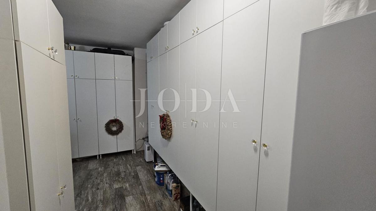Kuća Na prodaju - PRIMORSKO-GORANSKA VINODOLSKA OPĆINA