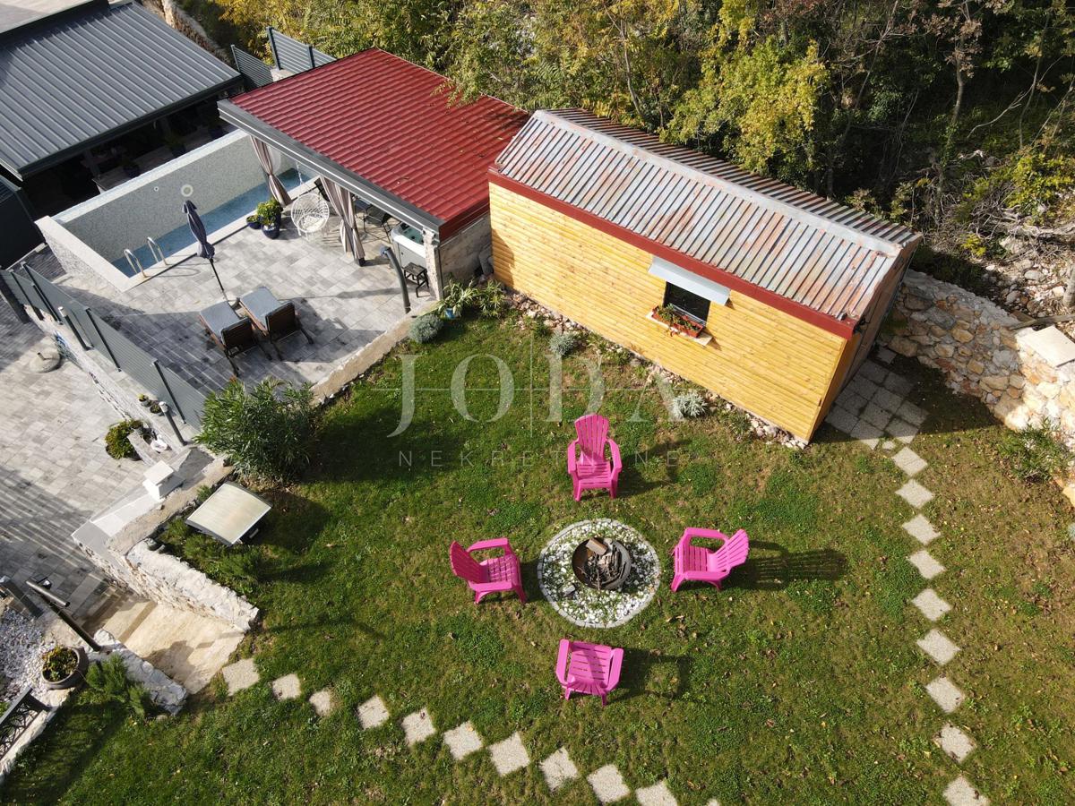 Kuća Na prodaju - PRIMORSKO-GORANSKA VINODOLSKA OPĆINA