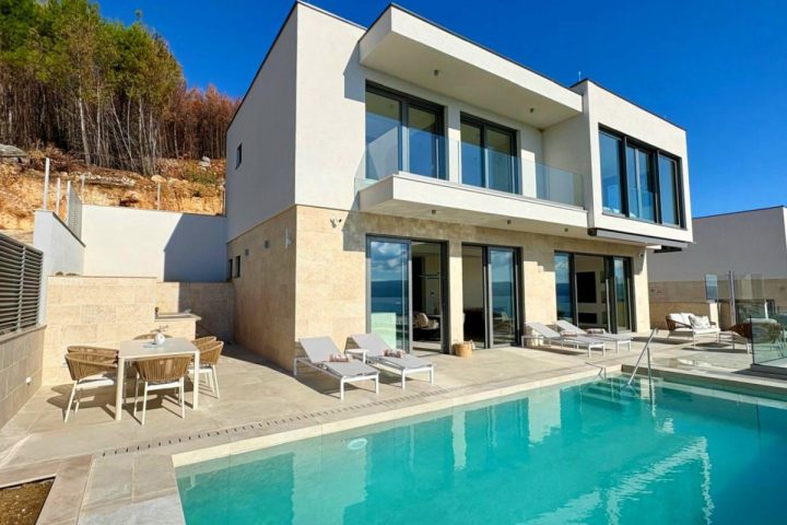 Casa in vendita 355 m² – Omiš