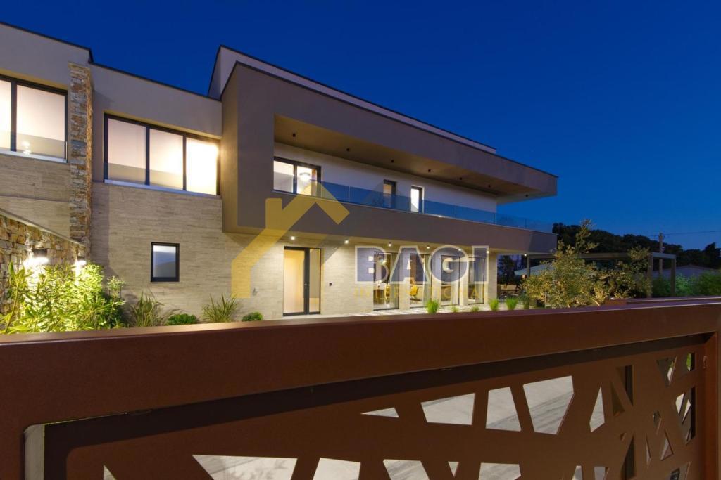 Haus Zu verkaufen - ISTARSKA MARČANA