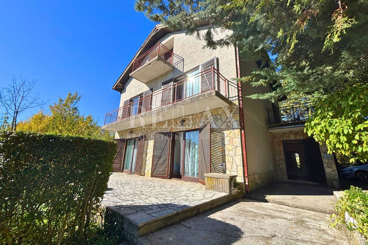 Hiša Na predaj - Primorsko-goranska Vinodolska Općina - foto 1/30