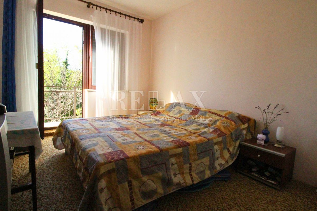 Hiša Na predaj - PRIMORSKO-GORANSKA VINODOLSKA OPĆINA