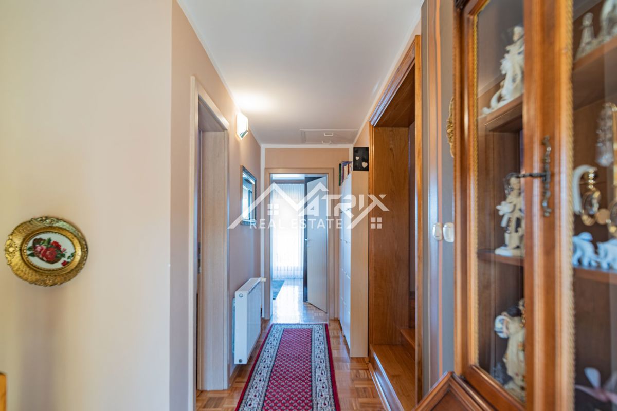 Maison À vendre - VUKOVARSKO-SRIJEMSKA BOGDANOVCI