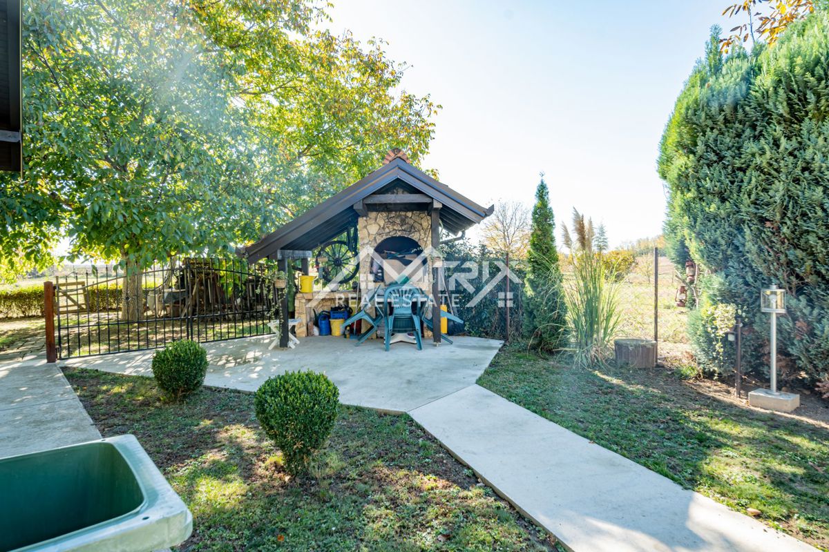Maison À vendre - VUKOVARSKO-SRIJEMSKA BOGDANOVCI