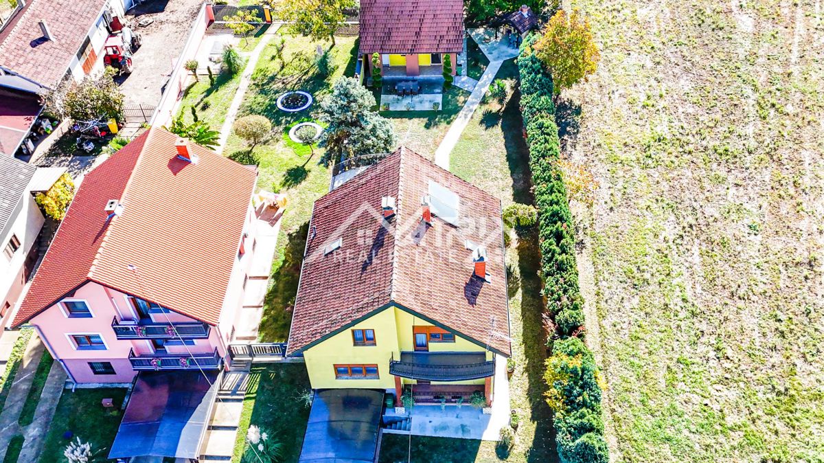 Maison À vendre - VUKOVARSKO-SRIJEMSKA BOGDANOVCI