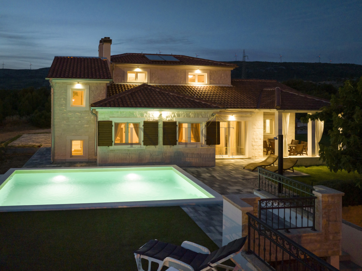 Kuća Na prodaju - ŠIBENSKO-KNINSKA ŠIBENIK