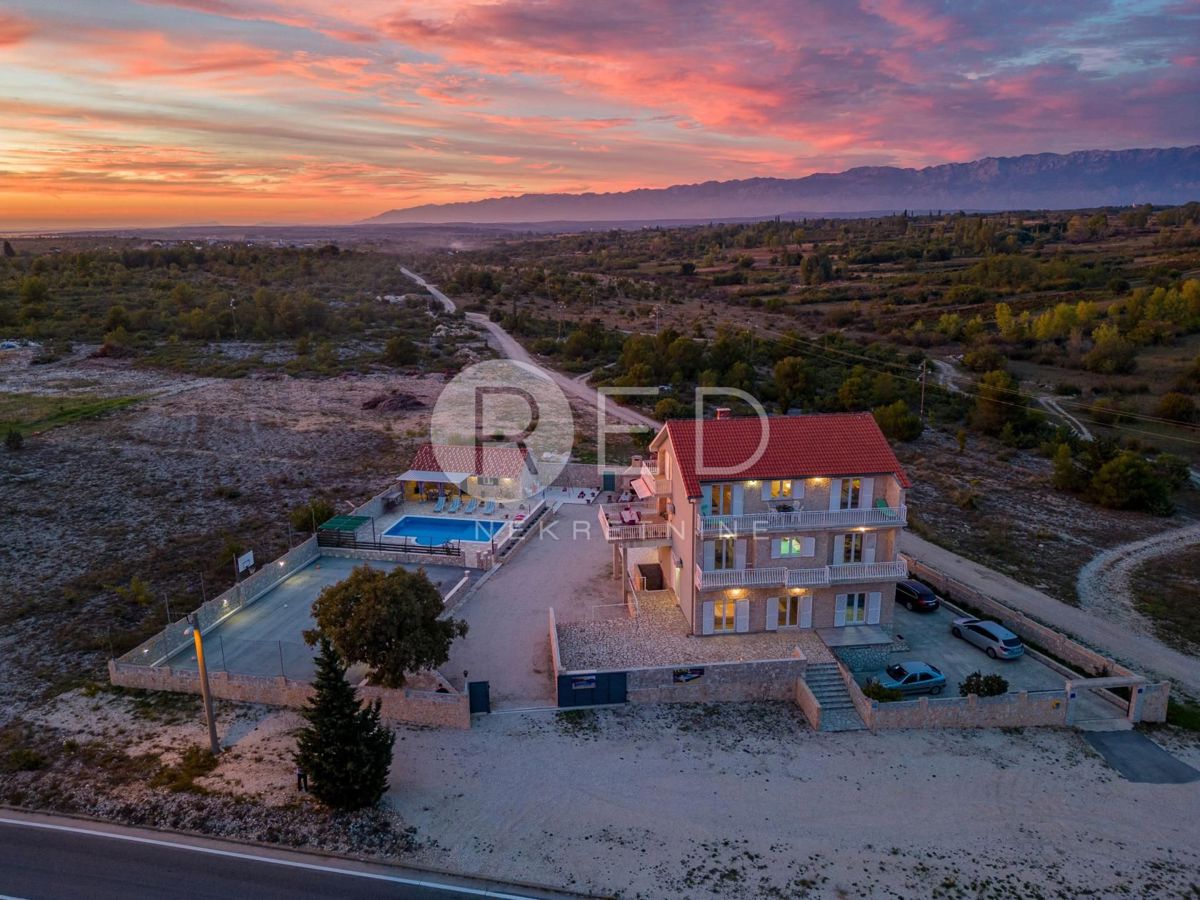 House For sale - ZADARSKA BENKOVAC