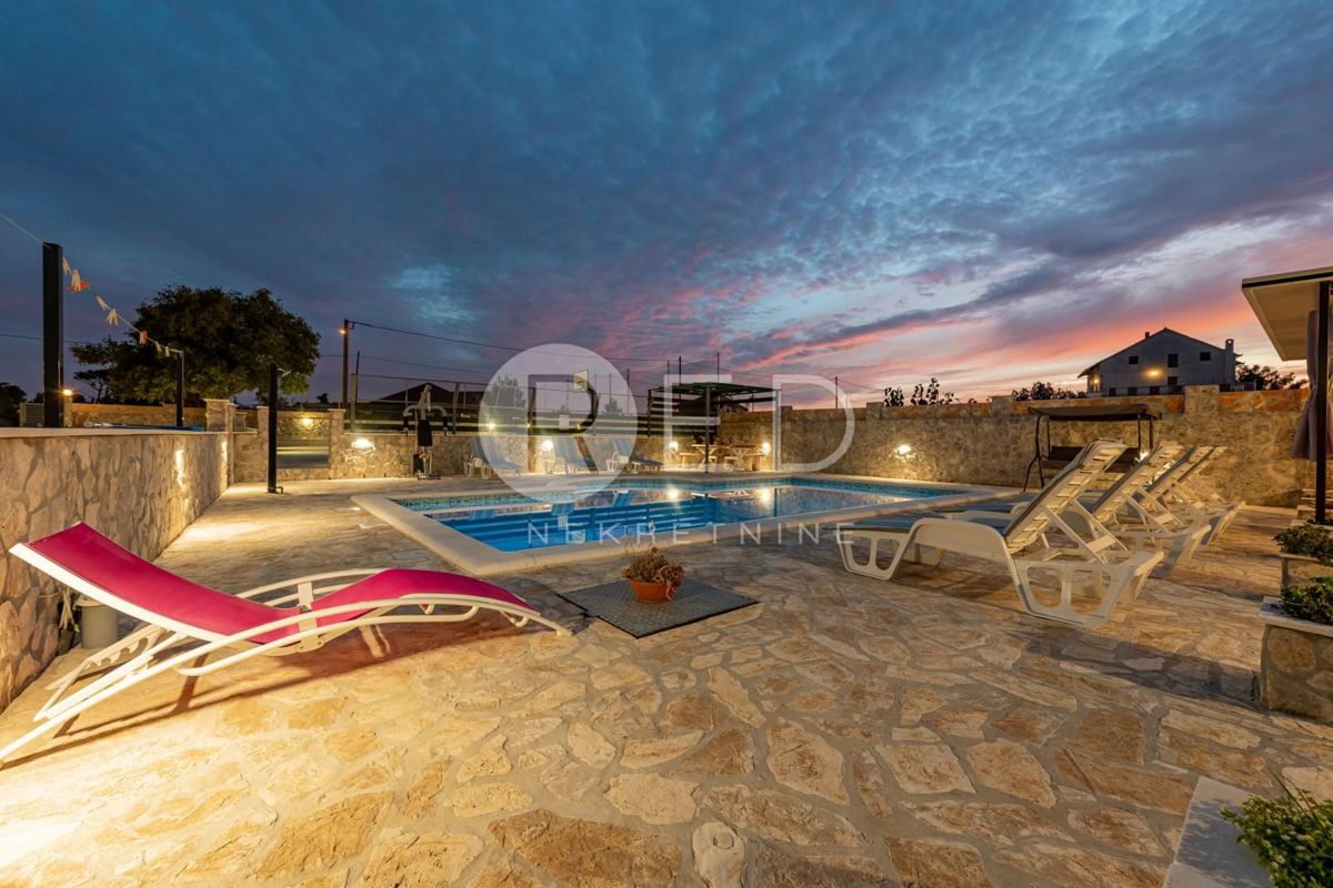 House For sale - ZADARSKA BENKOVAC