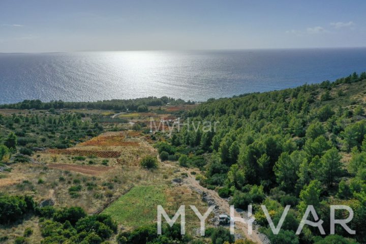 Terrain à vendre 999 m² – Jelsa