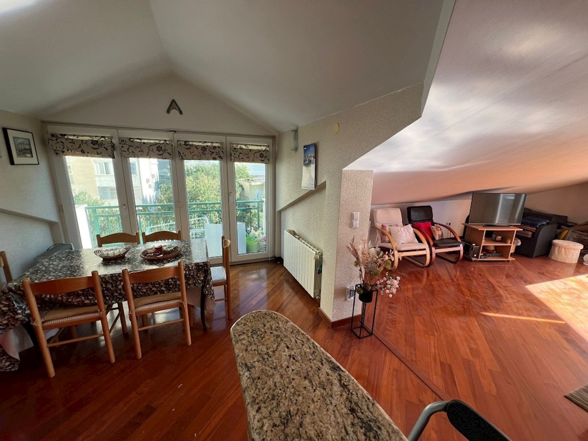 Flat For sale - SPLITSKO-DALMATINSKA MAKARSKA