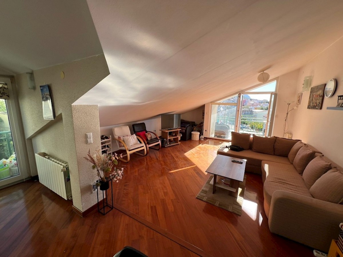 Flat For sale - SPLITSKO-DALMATINSKA MAKARSKA