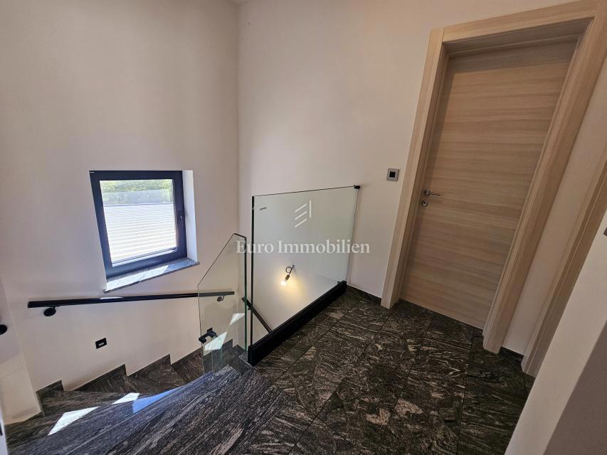 Casa In vendita - PRIMORSKO-GORANSKA KRK