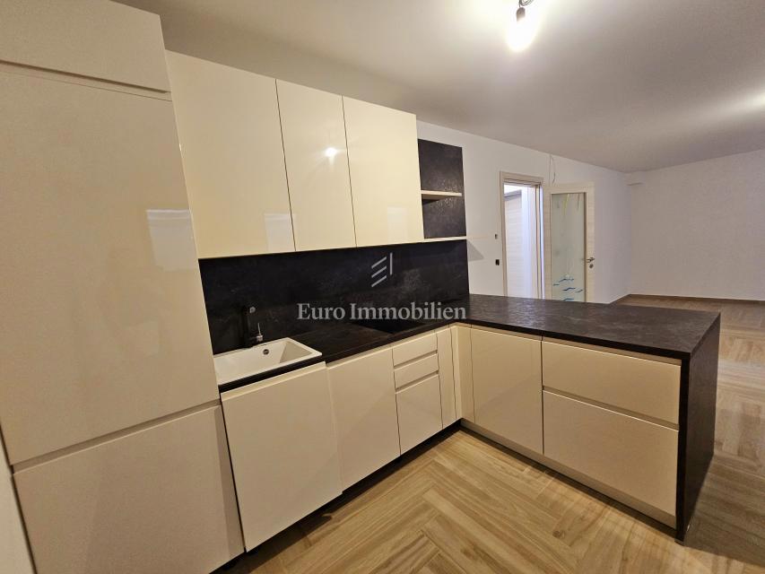 Casa In vendita - PRIMORSKO-GORANSKA KRK