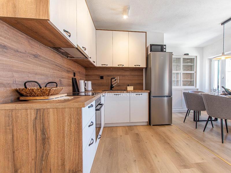 Apartment Zu verkaufen - SPLITSKO-DALMATINSKA MAKARSKA
