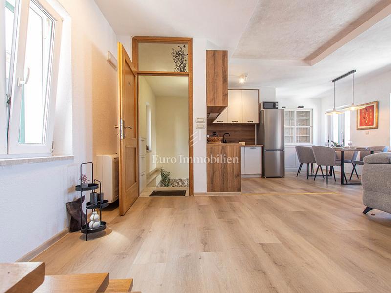 Apartment Zu verkaufen - SPLITSKO-DALMATINSKA MAKARSKA