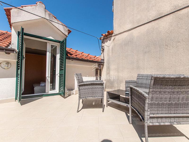 Apartment Zu verkaufen - SPLITSKO-DALMATINSKA MAKARSKA