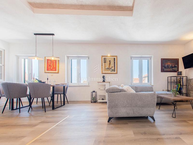 Apartment Zu verkaufen - SPLITSKO-DALMATINSKA MAKARSKA