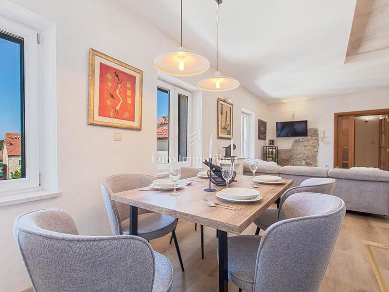 Apartment Zu verkaufen - SPLITSKO-DALMATINSKA MAKARSKA