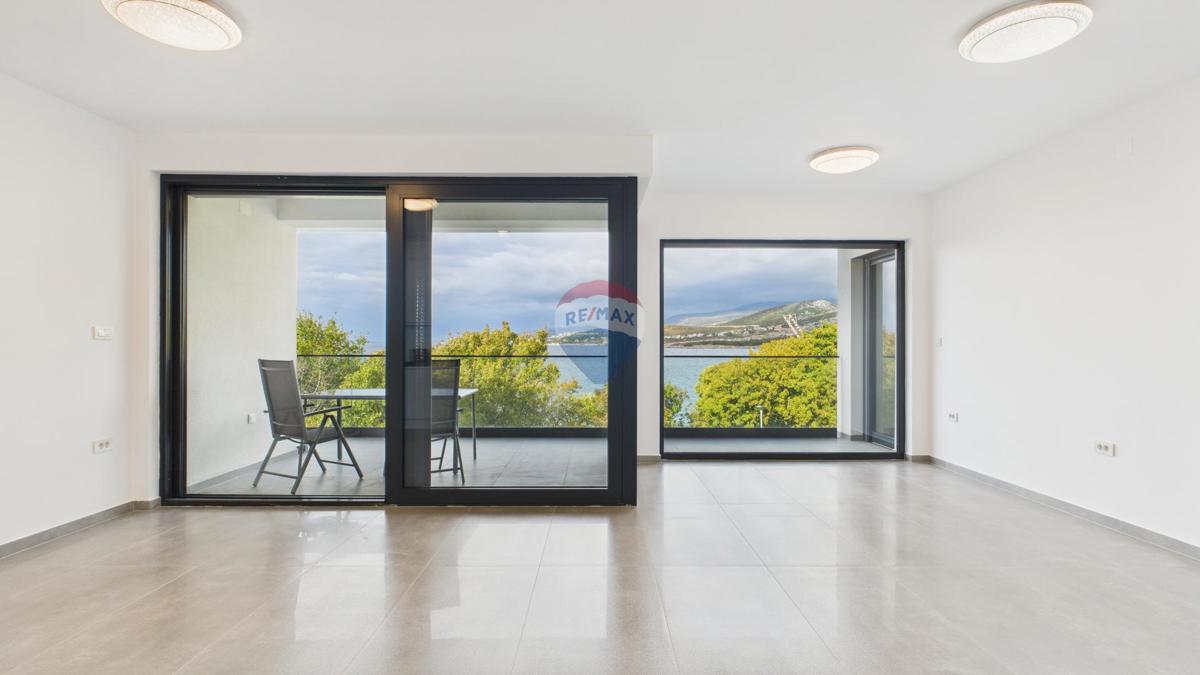 Flat For sale - Primorsko-goranska Novi Vinodolski - foto 1/27