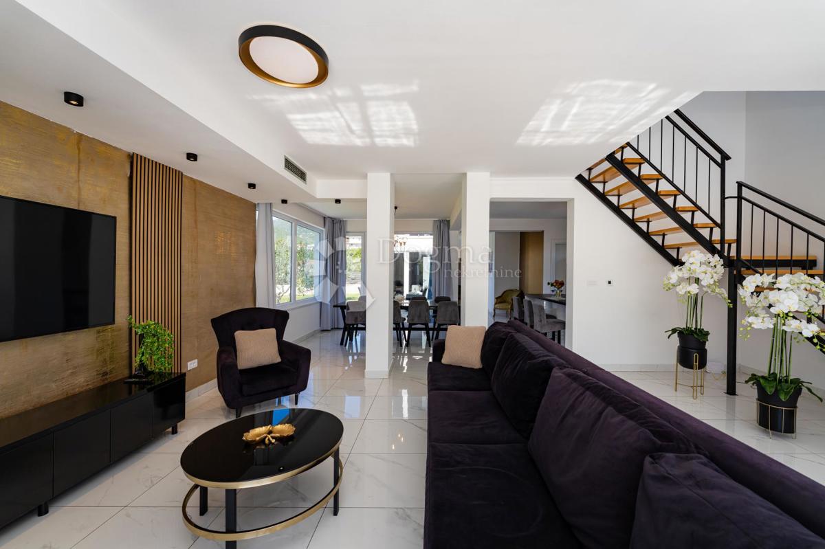 Haus Zu verkaufen - SPLITSKO-DALMATINSKA KAŠTELA