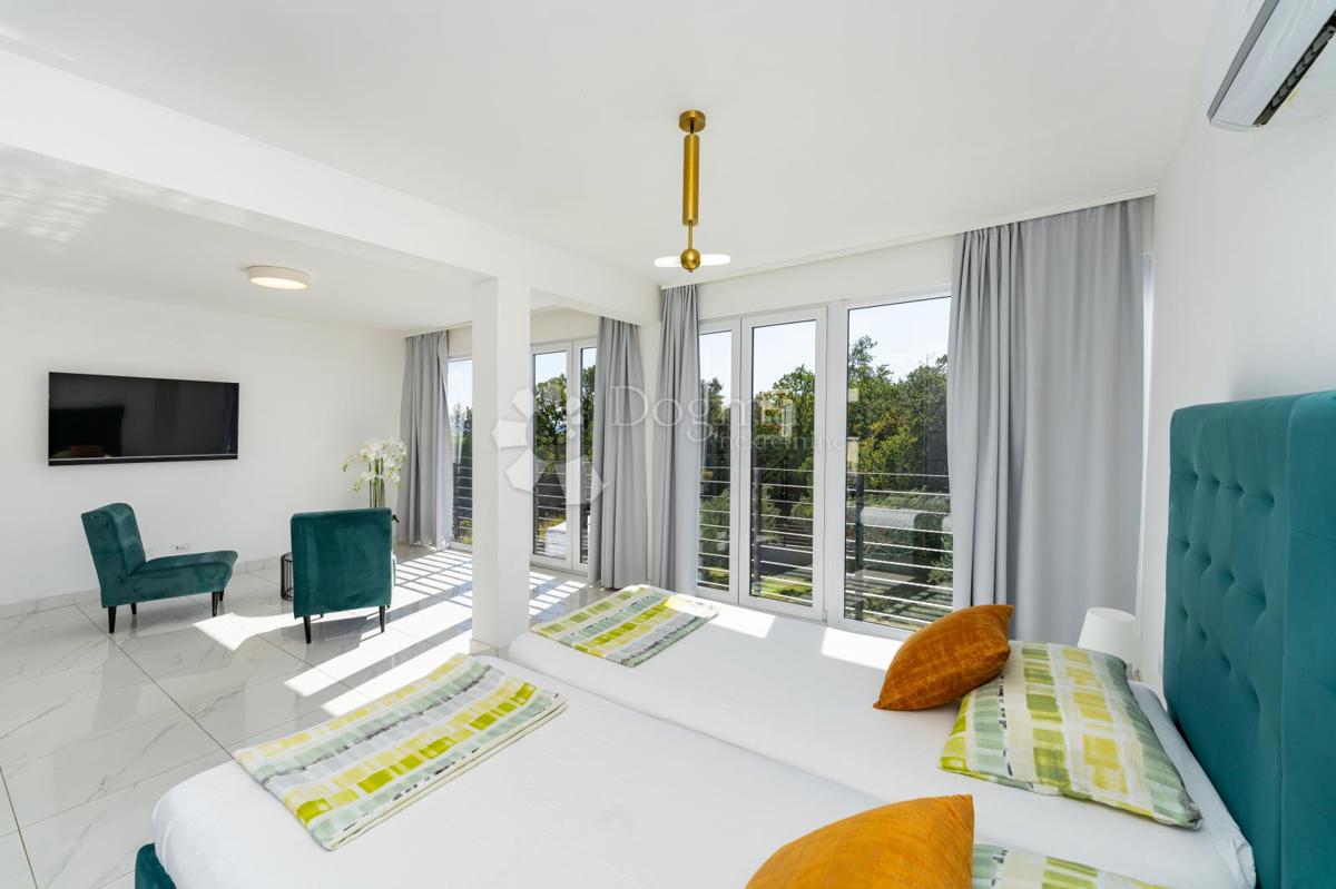 Haus Zu verkaufen - SPLITSKO-DALMATINSKA KAŠTELA