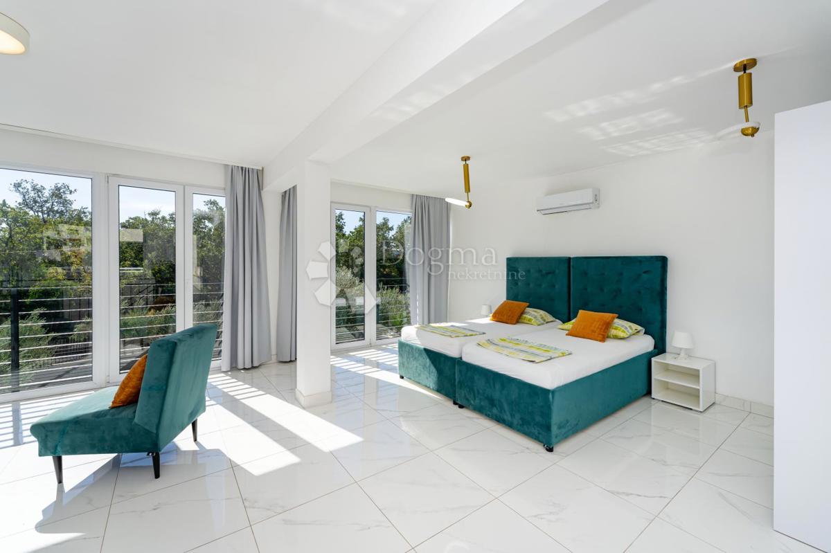 Haus Zu verkaufen - SPLITSKO-DALMATINSKA KAŠTELA