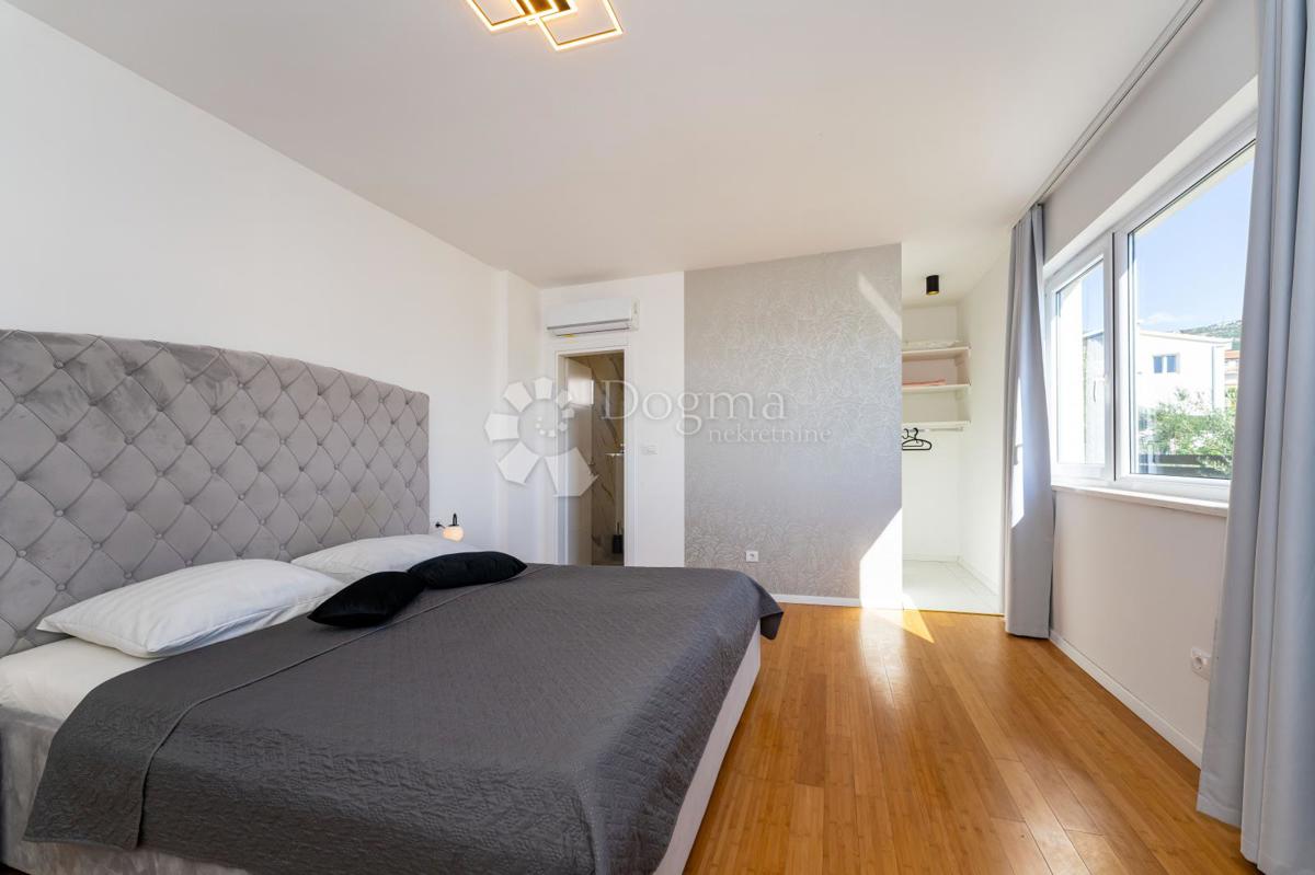 Haus Zu verkaufen - SPLITSKO-DALMATINSKA KAŠTELA