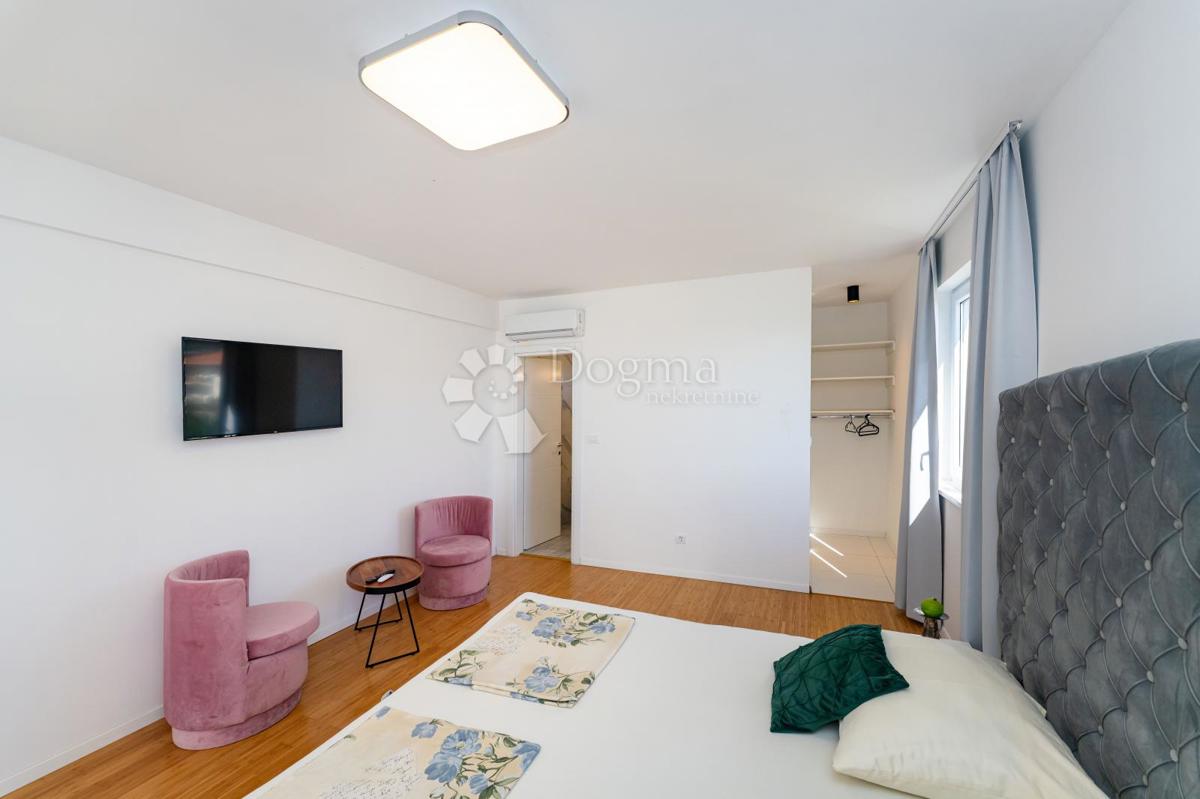 Haus Zu verkaufen - SPLITSKO-DALMATINSKA KAŠTELA