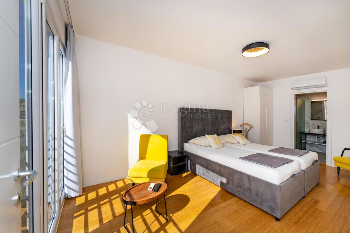 Haus Zu verkaufen - SPLITSKO-DALMATINSKA KAŠTELA