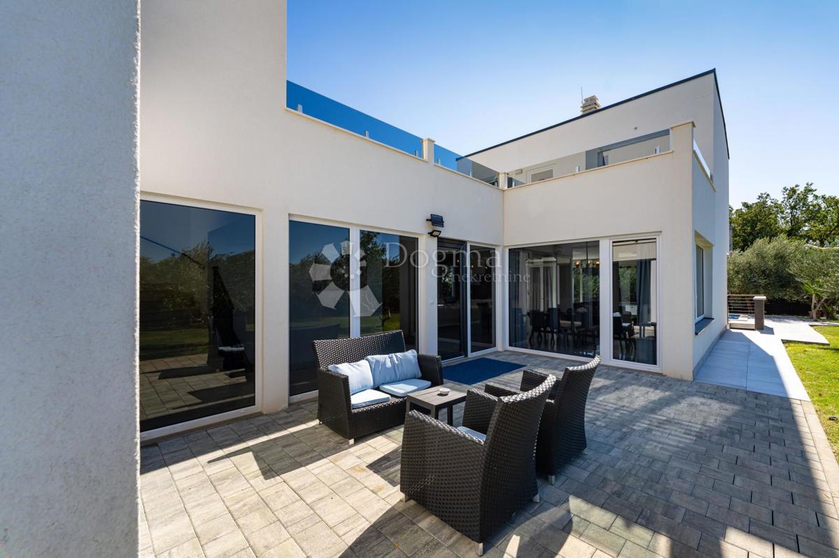Haus Zu verkaufen - SPLITSKO-DALMATINSKA KAŠTELA