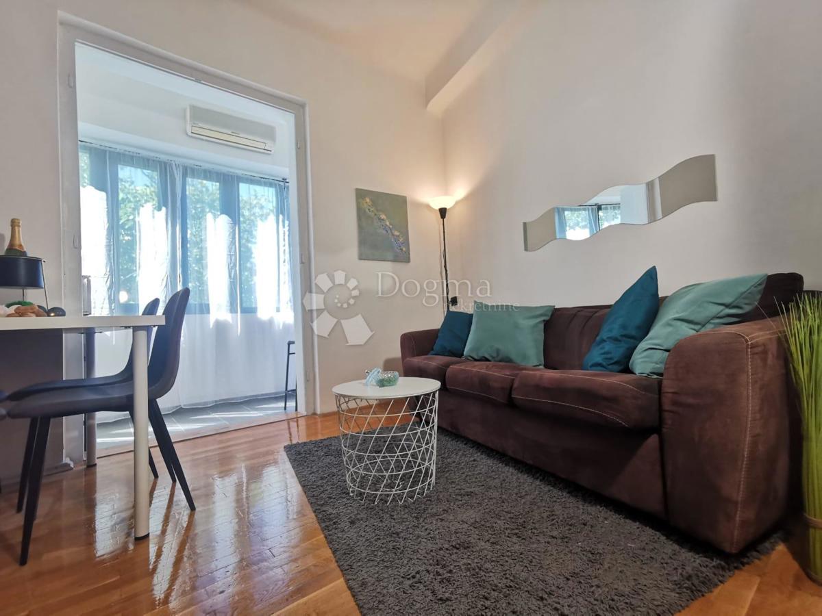 Apartment Zu verkaufen - SPLITSKO-DALMATINSKA SPLIT