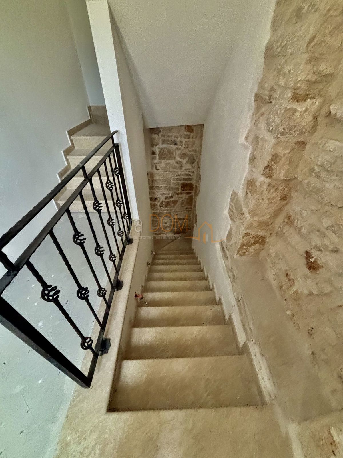 House For sale - ISTARSKA ŽMINJ