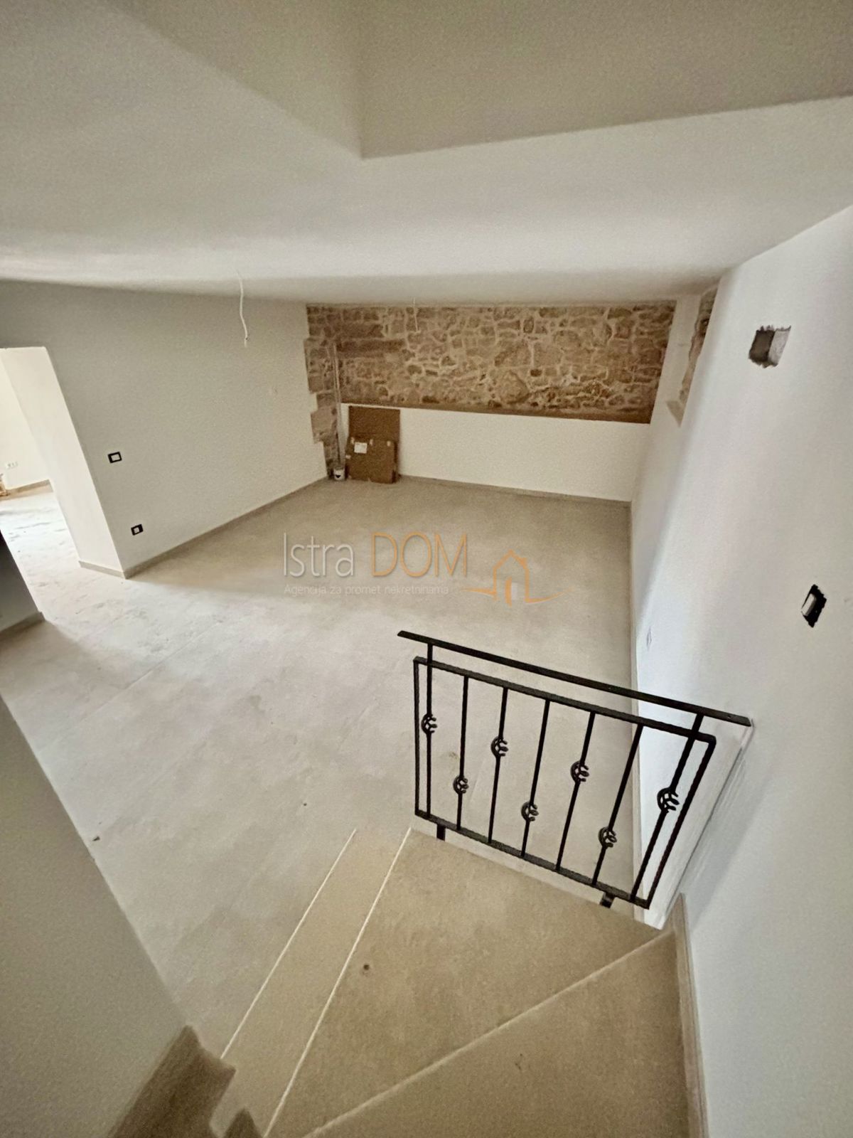 House For sale - ISTARSKA ŽMINJ