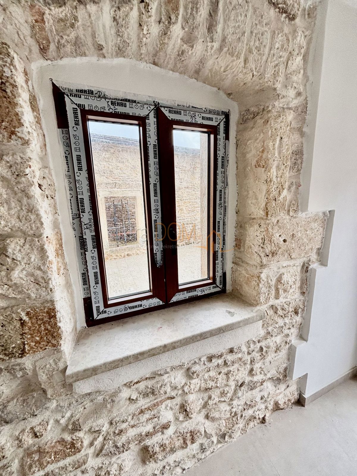 House For sale - ISTARSKA ŽMINJ