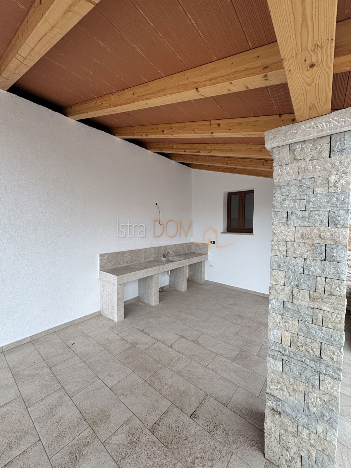 House For sale - ISTARSKA ŽMINJ