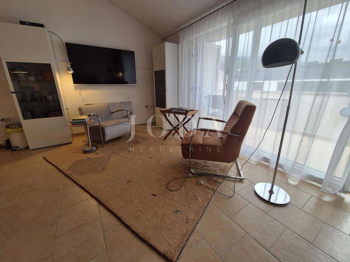 Appartement À vendre - PRIMORSKO-GORANSKA NOVI VINODOLSKI
