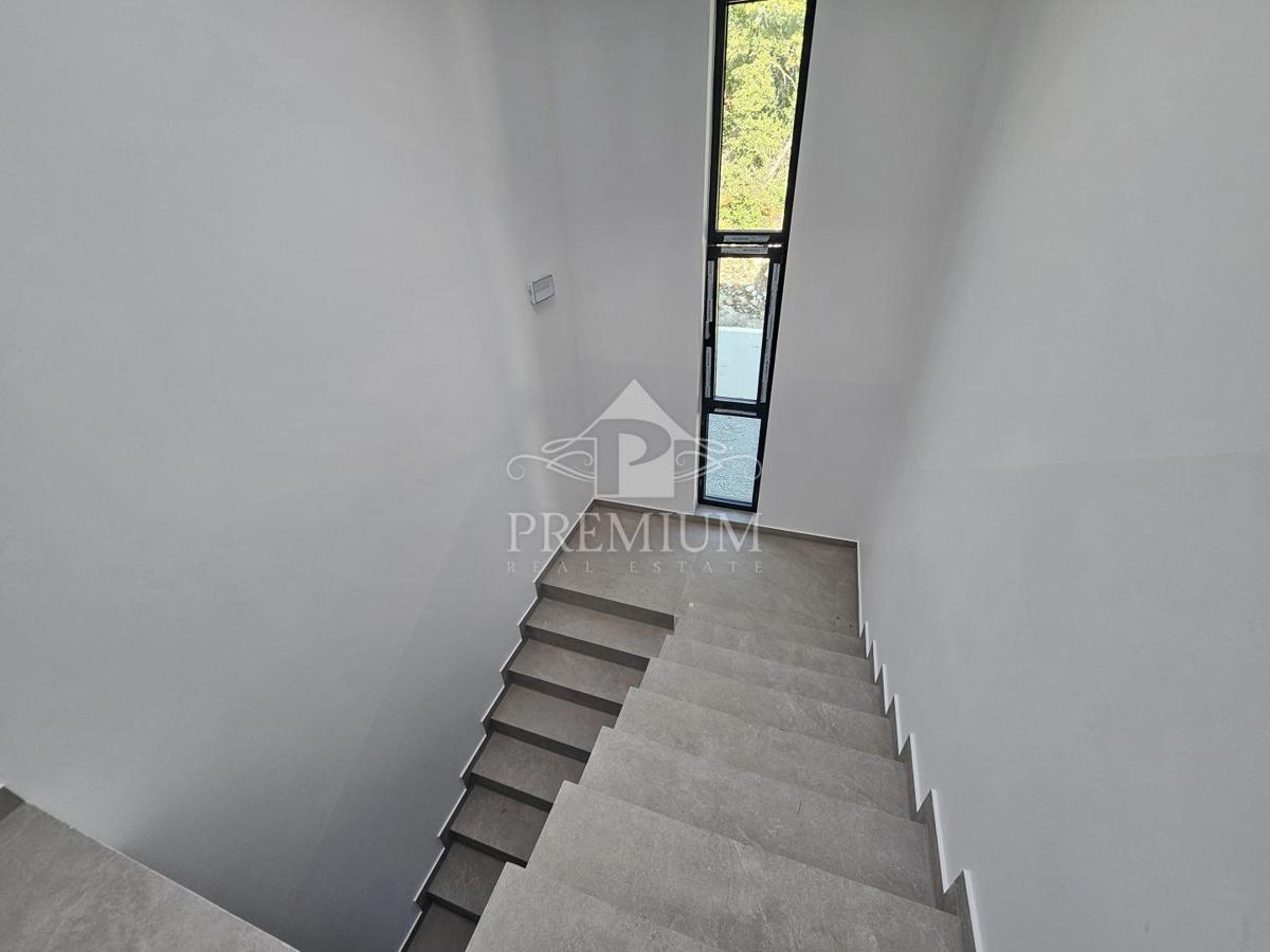 Flat For sale - PRIMORSKO-GORANSKA RIJEKA