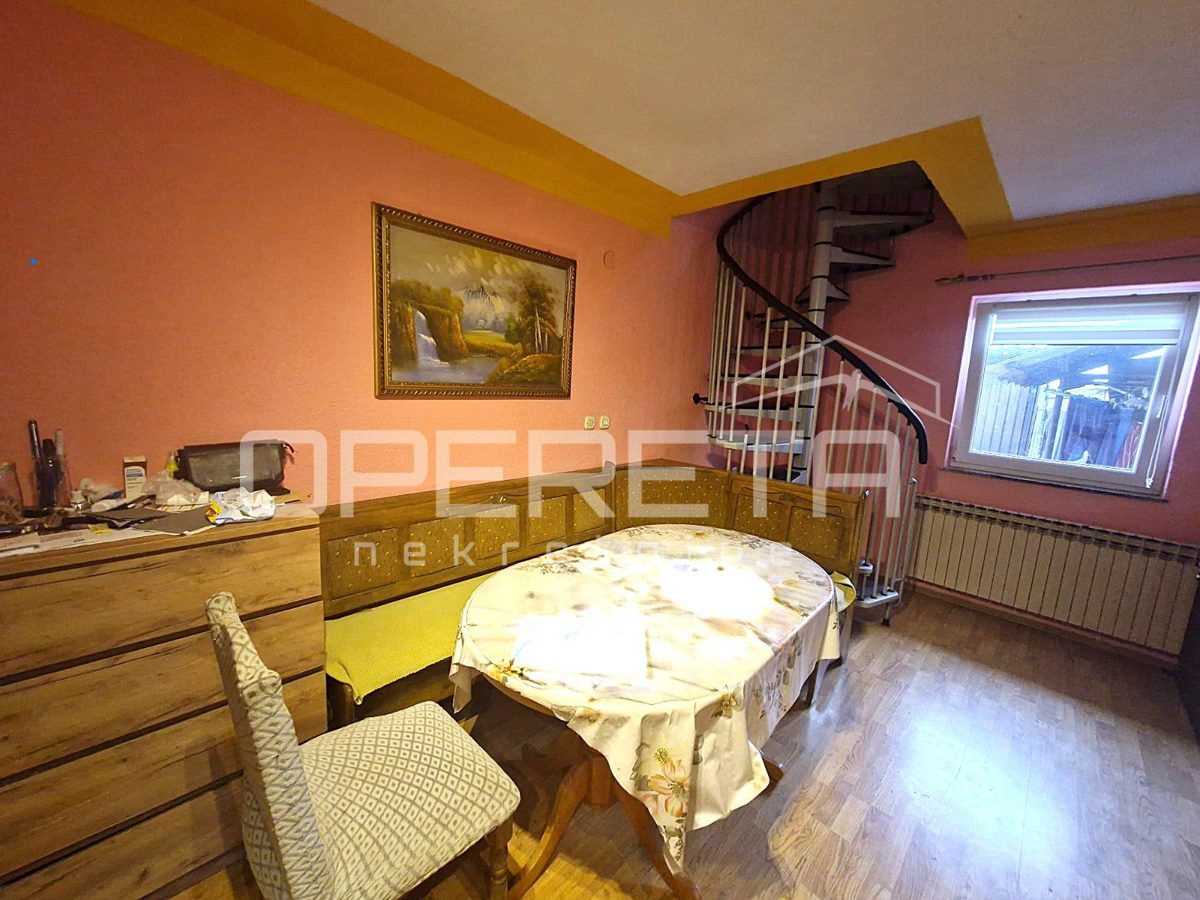 Kuća Na prodaju - Zagrebačka Ivanić-grad - foto 2/10
