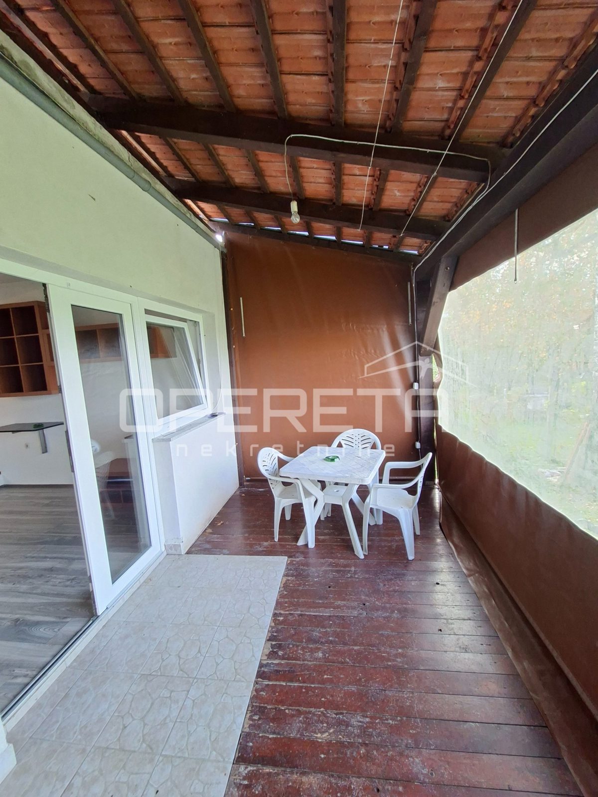 Kuća Na prodaju - KARLOVAČKA LASINJA