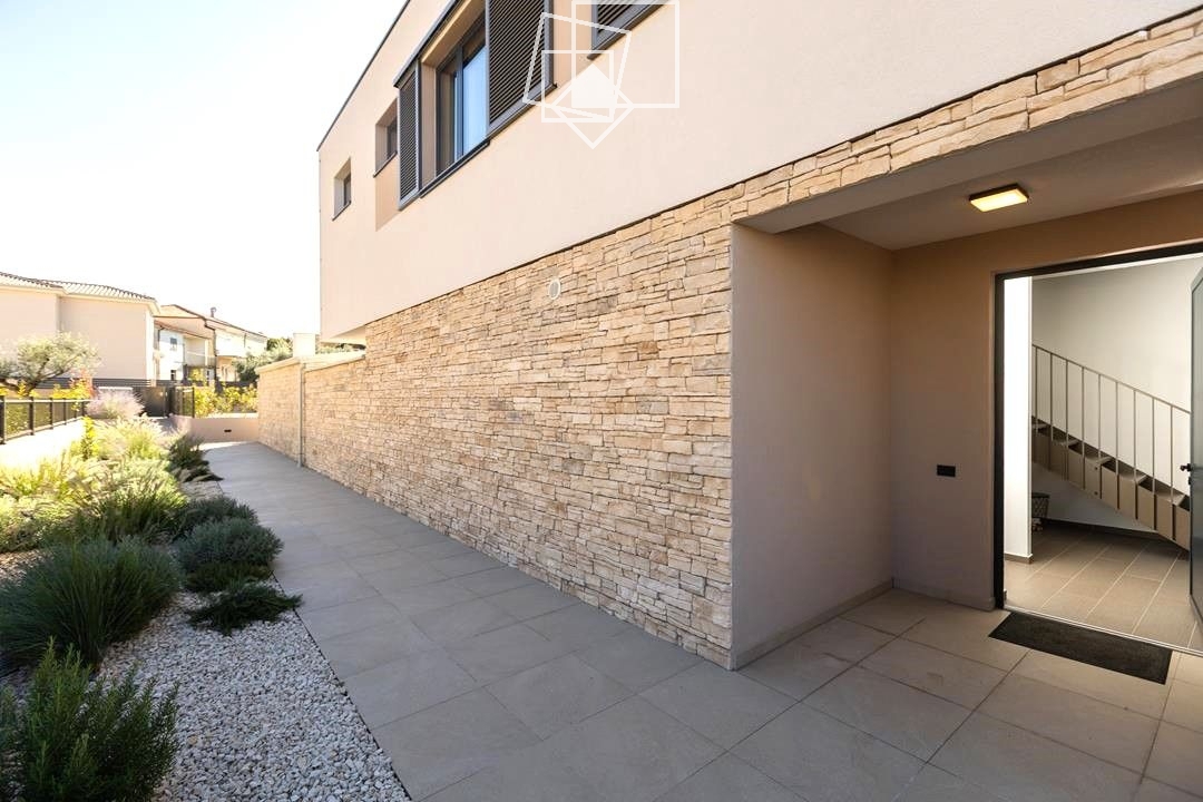 Casa In vendita - ISTARSKA UMAG
