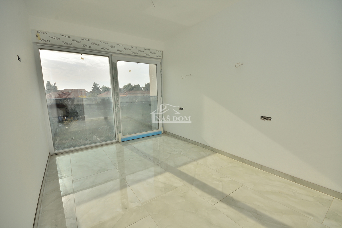 House For sale - ŠIBENSKO-KNINSKA VODICE