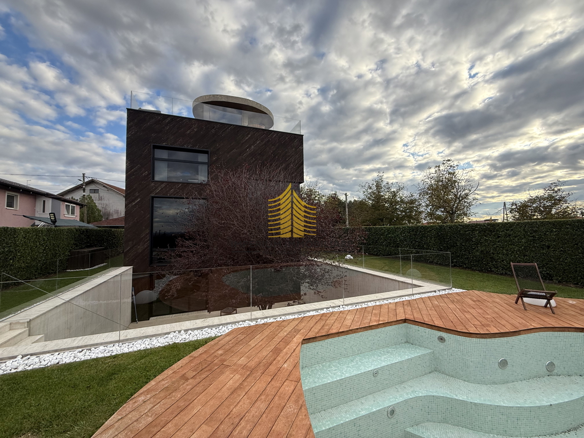 Maison À vendre - ZAGREBAČKA KLOŠTAR IVANIĆ