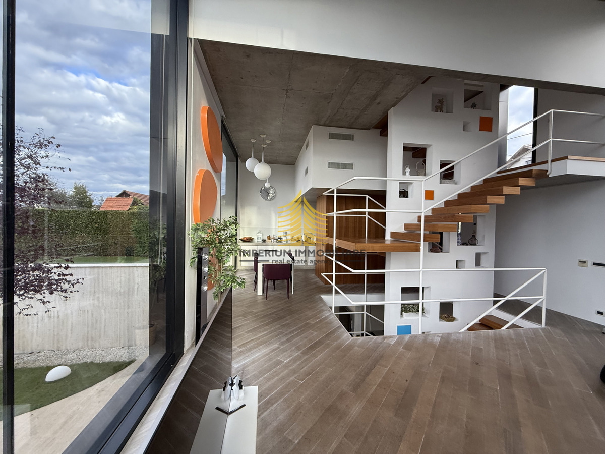 Maison À vendre - ZAGREBAČKA KLOŠTAR IVANIĆ