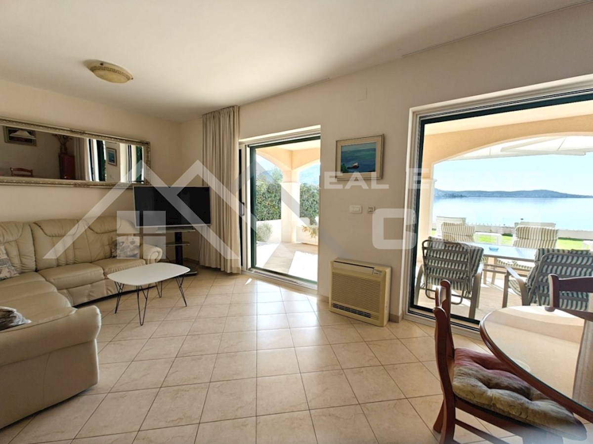 House For sale - ŠIBENSKO-KNINSKA ROGOZNICA