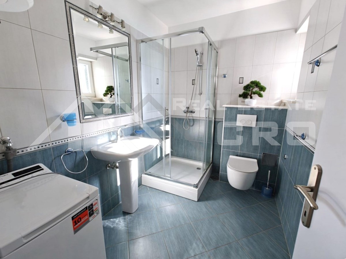 House For sale - ŠIBENSKO-KNINSKA ROGOZNICA