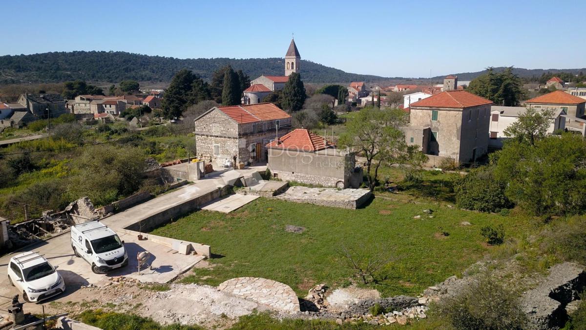 Zemljište Na prodaju - Splitsko-dalmatinska šolta - foto 2/3