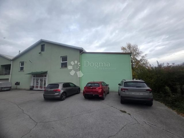 Poslovni prostori za najem 2287 m² – Varaždin