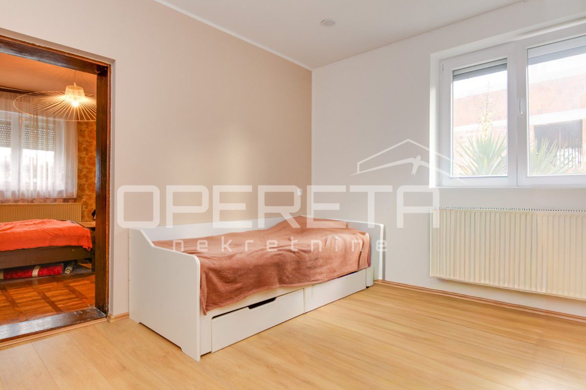 House For sale - KARLOVAČKA OZALJ